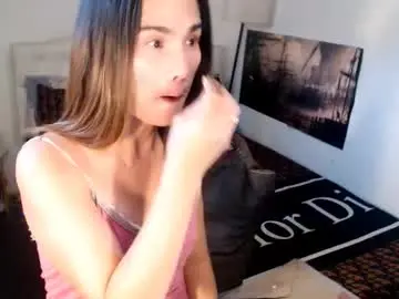 Chaturbate Best Webcam of xqueenyasiandomcumx