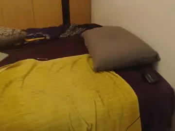 Chaturbate Live Sex Cam of xxxbustybabe27x