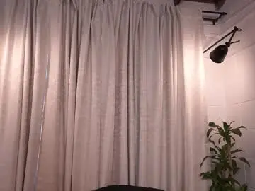 Chaturbate Free Porn Cam of agatha_collinss