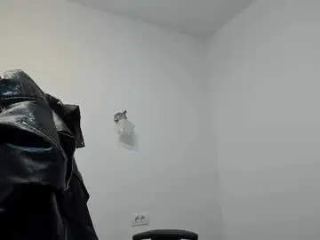 Chaturbate Adult Webcam of alphagodleatherking92