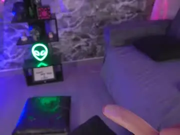 Chaturbate Best live sex cam show of darkly_waxx