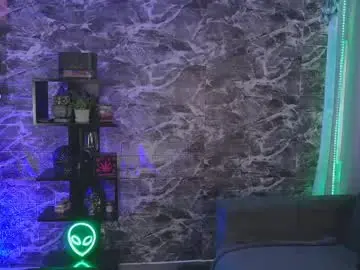 Chaturbate Free Live Porn of darkly_waxx