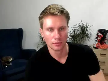 Chaturbate Live Sex Cam of kevin_park