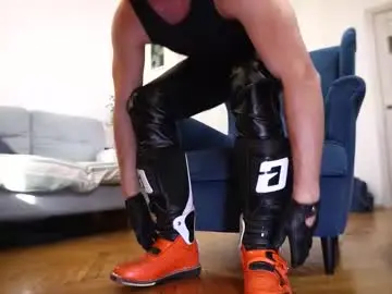 Chaturbate Adult Webcams of kevin_park