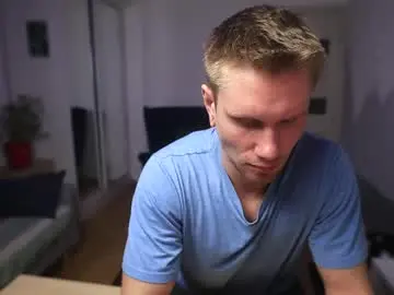 Chaturbate Live Sex Cam of kevin_park