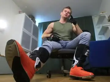 Chaturbate Watch Live Sex Cams of kevin_park