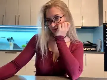 Chaturbate Free Live Porn of raeannschemmer