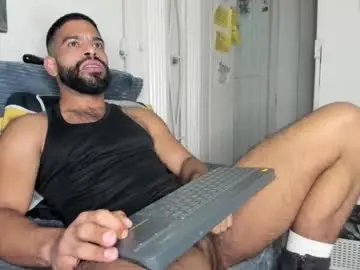 Chaturbate Adult Webcam of sweatyhairypig1