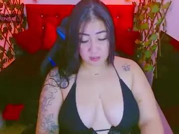 Chaturbate Live Sex Cam of zoe_naughty22