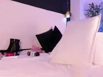 Chaturbate Best live sex cam show of aixa_hill1