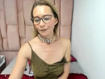 Chaturbate Private Sex Chat of issa_milf__
