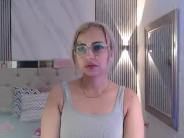 Chaturbate Sex Chat of julieta__fox_