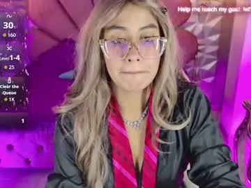 Chaturbate Live Sex Cam of leyla_collinss