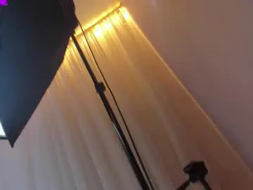 Chaturbate Adult Webcams of amalia_cruss