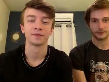 Chaturbate Live Sex Cam of ashingwest97