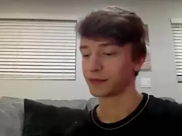 Chaturbate Live Sex Cam of ashingwest97