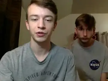 Chaturbate Watch Live Sex Cams of ashingwest97