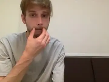 Chaturbate Nude Webcam of ashingwest97