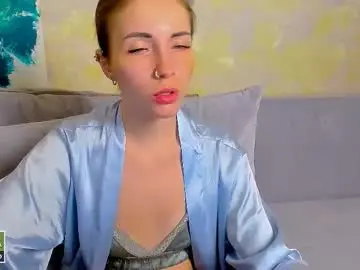 Chaturbate Adult Video Chat of kira_moon_1