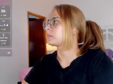 Chaturbate Free Porn Cam of mikaelastonne