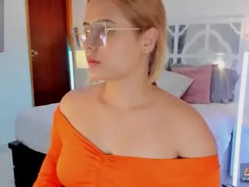 Chaturbate Nude Webcam of mikaelastonne