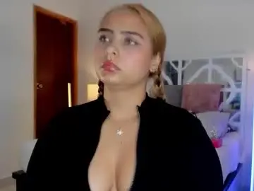 Chaturbate Sex Chat of mikaelastonne