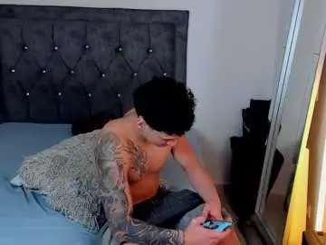 Chaturbate Adult Video Chat of morthy_downey