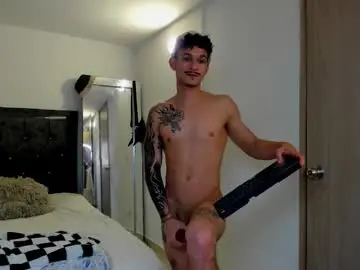 Chaturbate Live Porn of morthy_downey