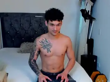 Chaturbate Live Sex Cam of morthy_downey