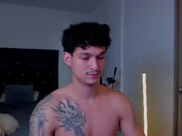 Chaturbate Adult Video Chat of morthy_downey