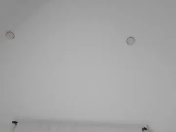 Chaturbate Live Sex Cam of riley__davis