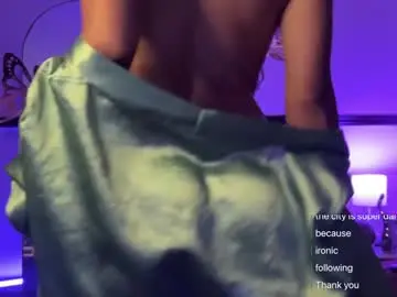 Chaturbate Nude Webcam of sweet_littleee