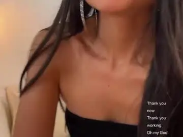 Chaturbate Adult Webcam of sweet_littleee