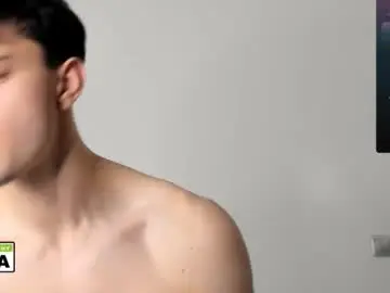 Chaturbate Watch Live Sex Cams of 19_david_19