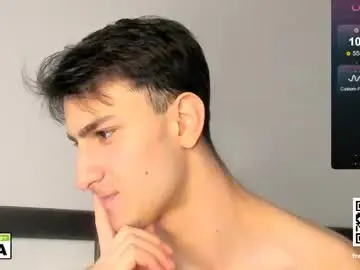 Chaturbate Live Sex of 19_david_19