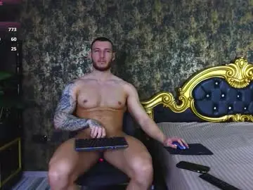 Chaturbate Live Sex Cam of aronfit1