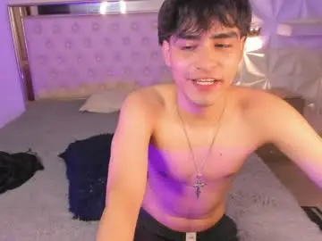 Chaturbate Live Sex Cam of iamjuanjoc