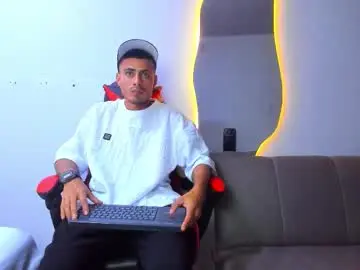 Chaturbate Free Porn Cam of matthewcullenn