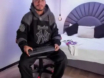 Chaturbate Free Porn Cam of matthewcullenn