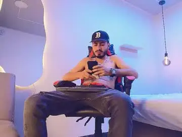 Chaturbate Free Porn Cam of matthewcullenn