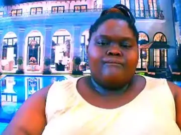 Chaturbate Free Porn Cam of ebonyhotbuns4u2luv