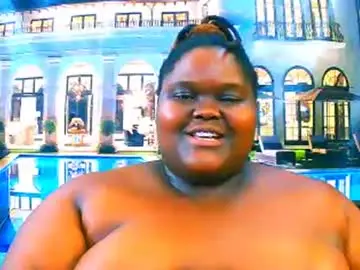 Chaturbate Live Sex of ebonyhotbuns4u2luv