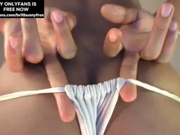 Chaturbate Live Sex Cam of camilitasu