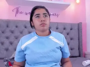 Chaturbate Free Live Porn of curvy_bigass18