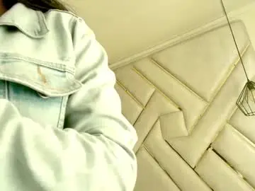 Chaturbate Free Live Porn of dahiana_dmour