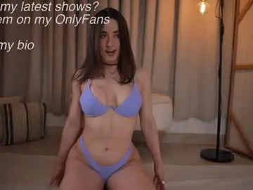 Chaturbate Adult Video Chat of emyii