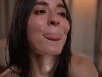 Chaturbate Live Porn of emyii