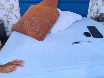 Chaturbate Nude Webcam of mariahm_williams