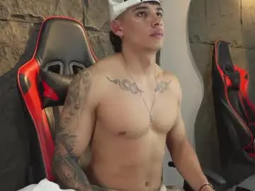 Chaturbate Live Sex Cam of joseph__boy