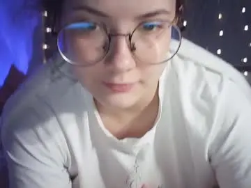 Chaturbate Free Porn Cam of moodiemira